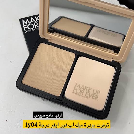 اعتمد على بذور HD Skin Matte Velvet من ميك اب فور ايفر.