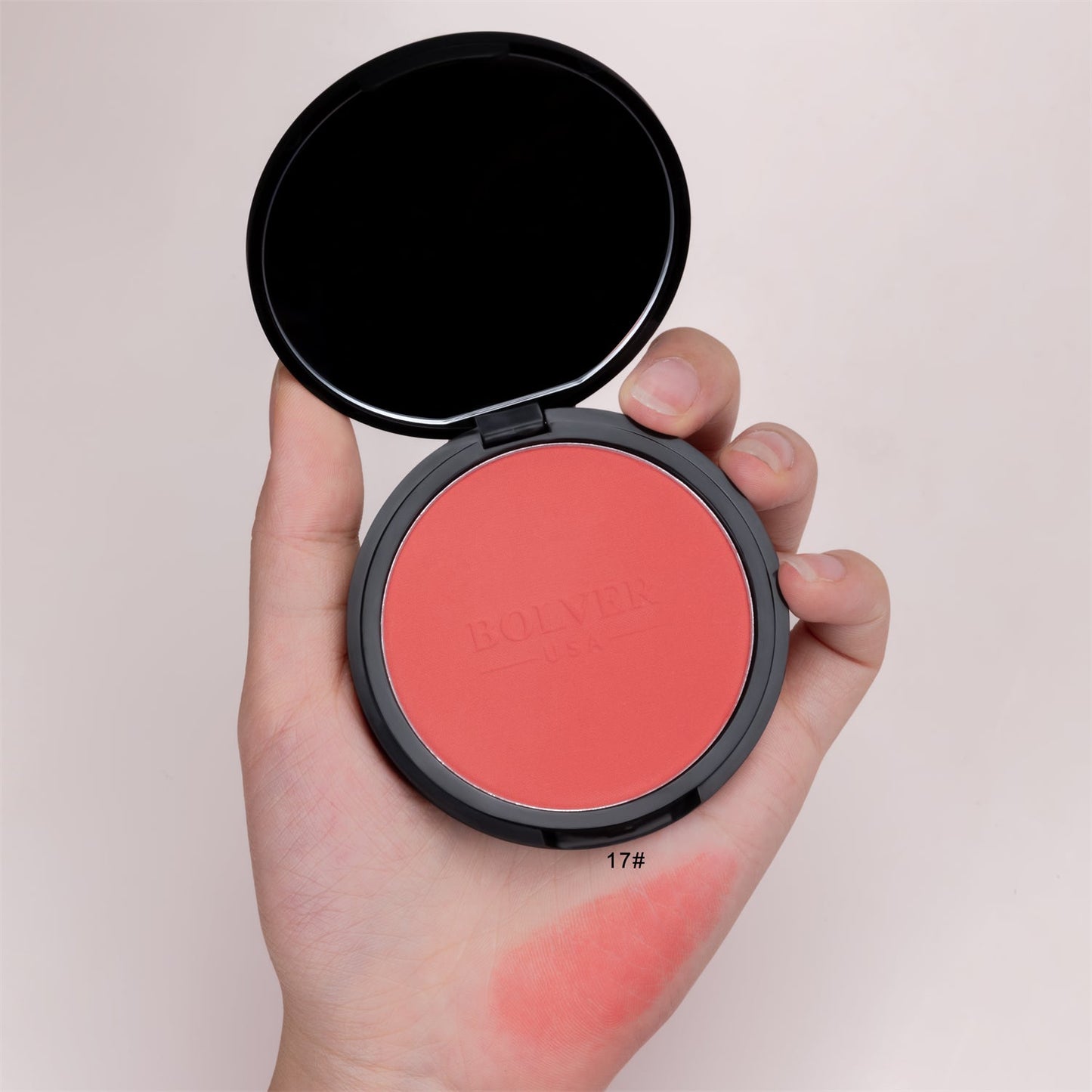 احمر خدود من ماركة BOLVER