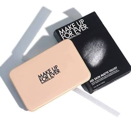 اعتمد على بذور HD Skin Matte Velvet من ميك اب فور ايفر.